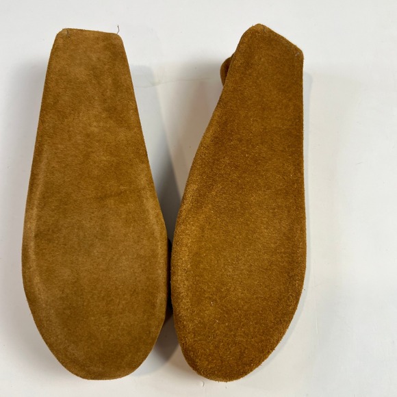 NEW Minnetonka Moccasins Women Brown Suede Beaded Thunderbird Fringe Slip On  7 - Picture 5 of 12
